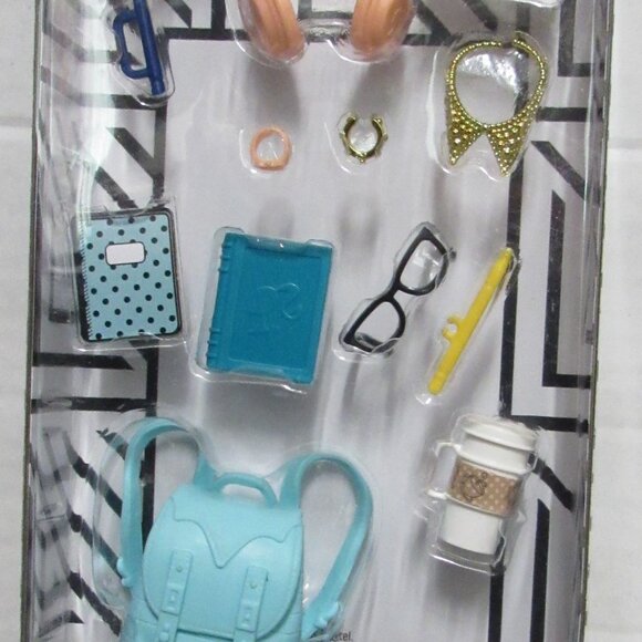 Barbie School Accessories NIP - Picture 4 of 4